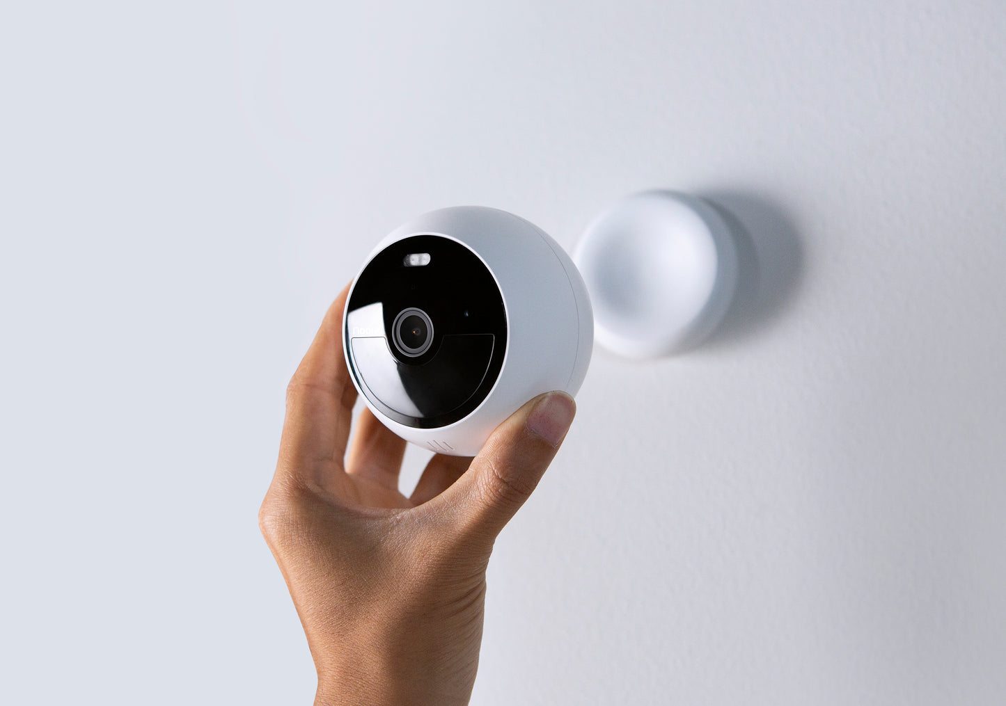 Magnetic Base for Noorio wireless security camera